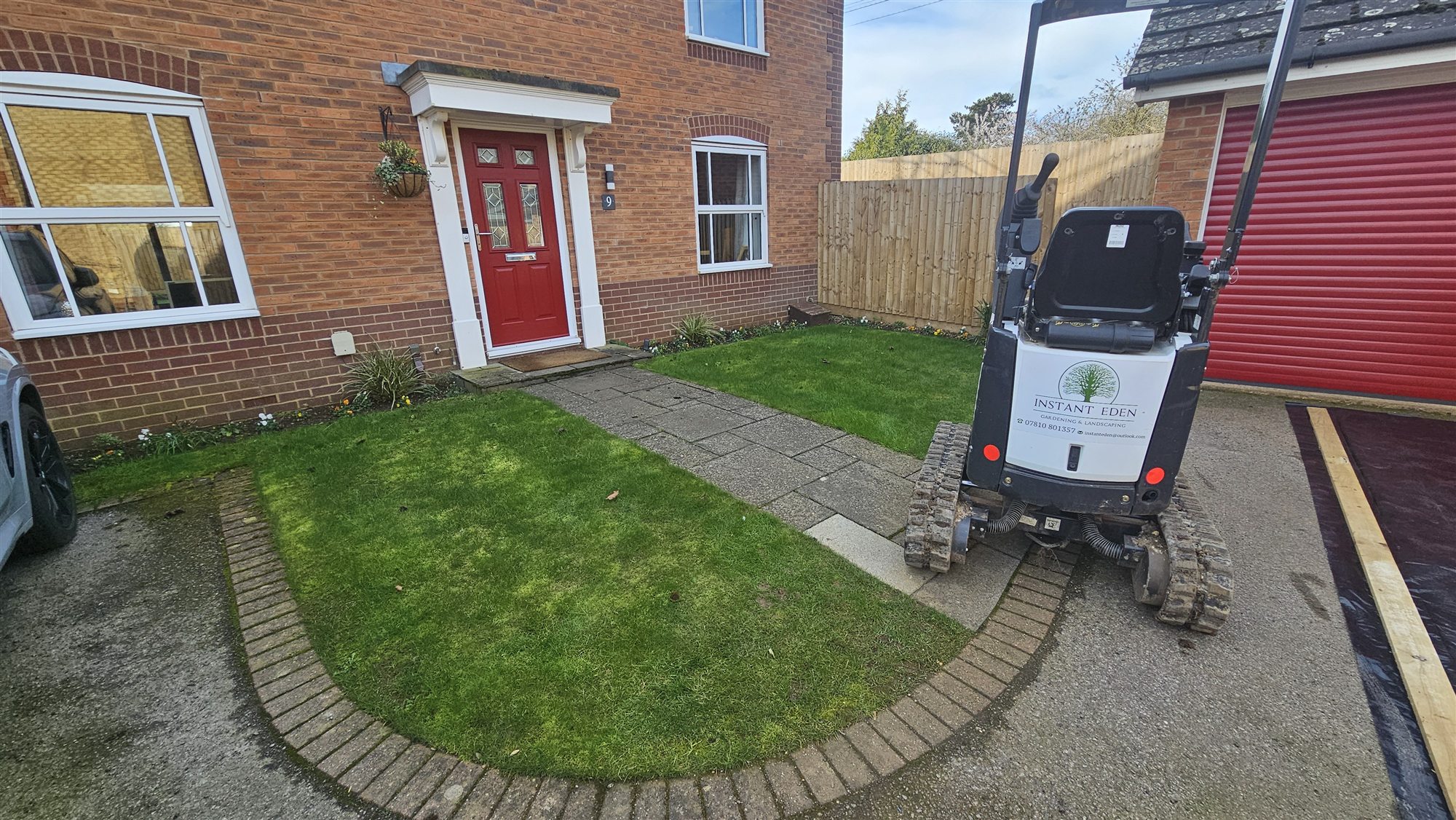 Oakham front garden before landscaping